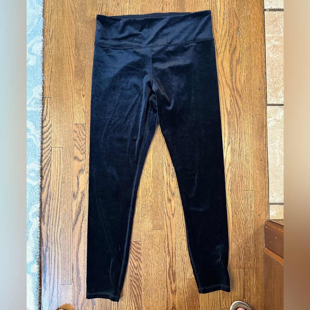 Women’s Athleta Black Velvet Leggings